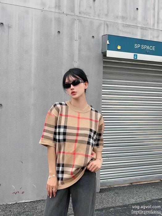 ブランド 品 コピー存在感大風通しの良いフレアバーバリー半袖Tシャツ_0_0