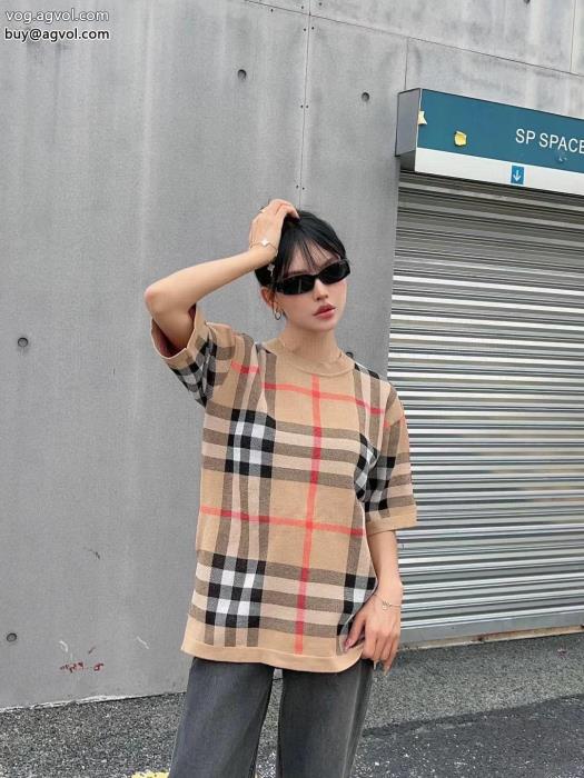 ブランド 品 コピー存在感大風通しの良いフレアバーバリー半袖Tシャツ_0_2
