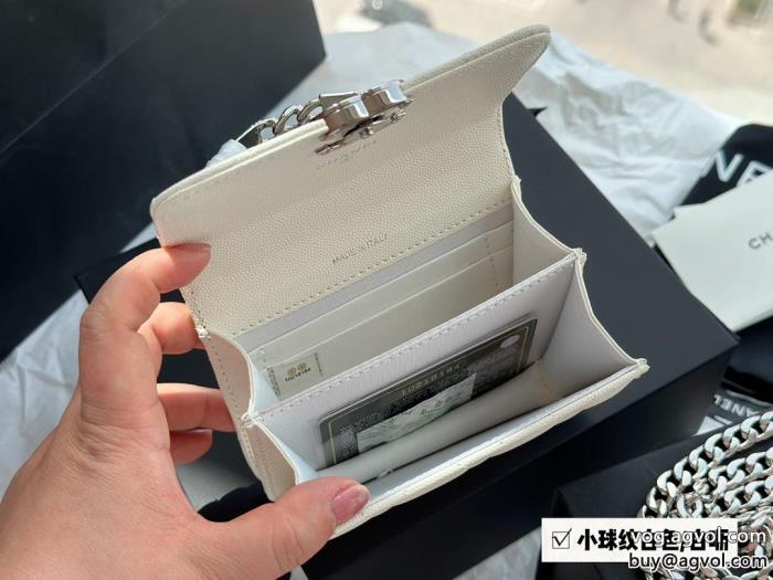 大人の余裕が漂う今季大人気のデザインスーパー コピー 品ブランド コピーバッグ_0_1