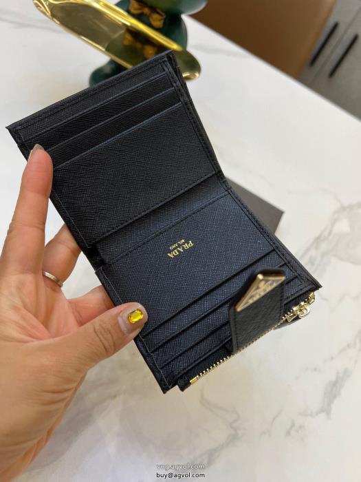 ブランド 激安大人気商品2023新作　スマート一枚財布PRADA_0_4