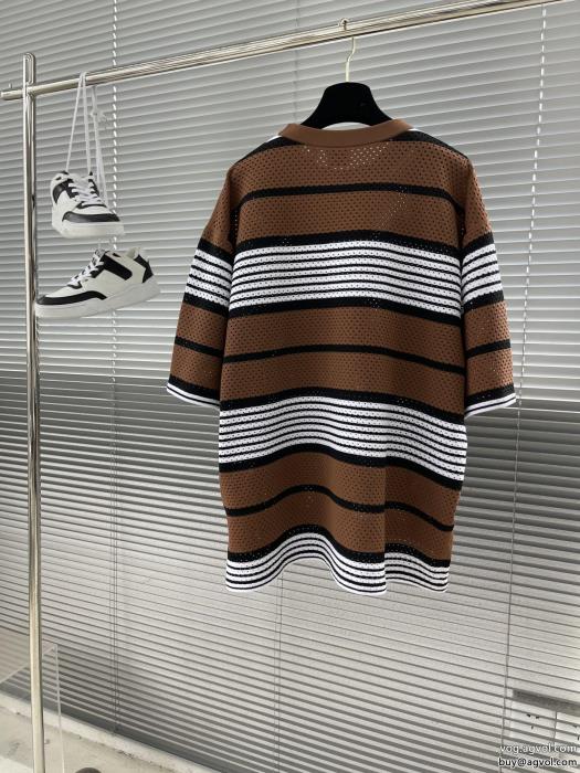 半袖Tシャツブランド コピー ショップ雑誌掲載お気に入りのスタイルバーバリー_0_1