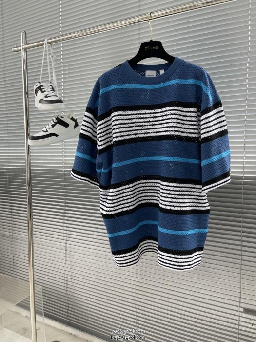 半袖Tシャツブランド コピー ショップ雑誌掲載お気に入りのスタイルバーバリー_0_2