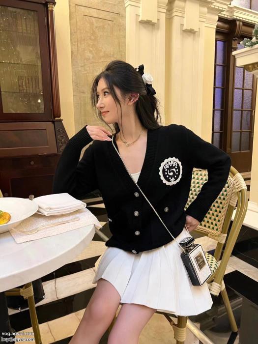 スーパー コピー 通販引き続き人気のアイテム絶大な人気を誇るCHコート_0_3