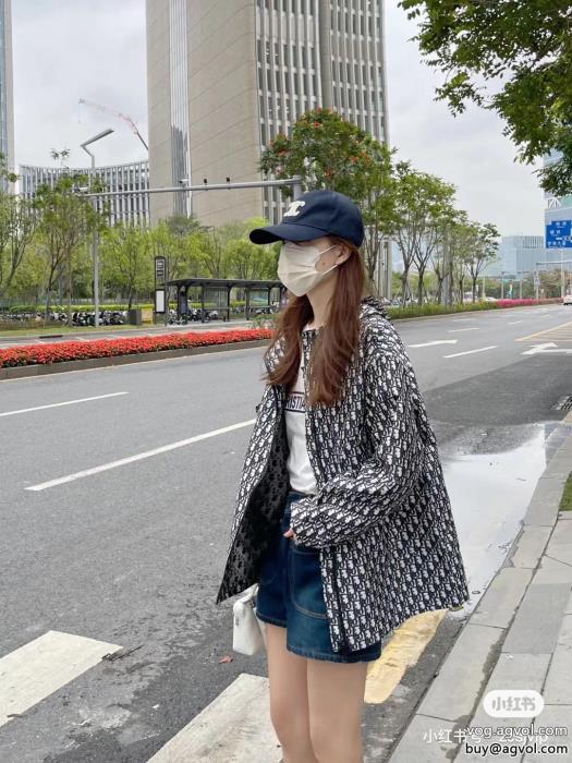 甘過ぎず大人な印象に2023年トレンド感が強いコート通販 ブランドディオール_0_2