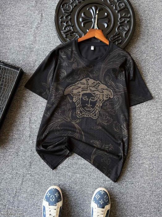ブランド コピー 優良大人気オリジナルシンプル使えるVERSACE半袖Tシャツ_0_0