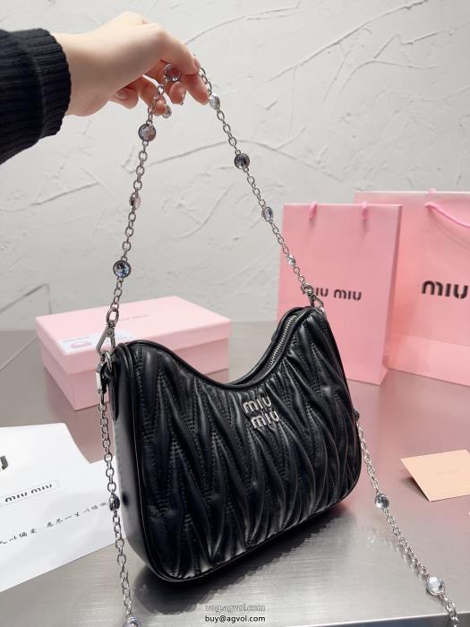 MIUMIU【2023年2023】人気ブランドの最新高い品質を誇るバッグコピー 通販_0_2
