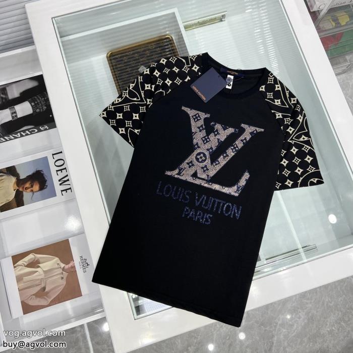 半袖Tシャツロゴが美しいきれいめな印象ルイ ヴィトン激安 通販 専門_0_4
