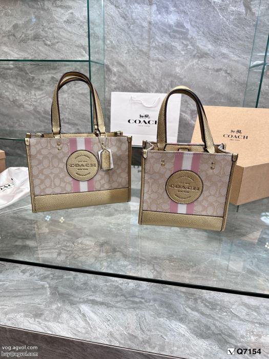 今すぐ買えちゃう！新着ロゴが美しいブランド コピー 通販バッグCOACH_0_0