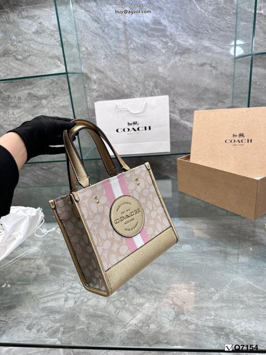 今すぐ買えちゃう！新着ロゴが美しいブランド コピー 通販バッグCOACH_0_2