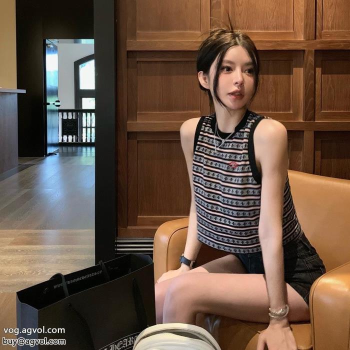 狙い目人気急上昇中クロムハーツ半袖Tシャツコピー ブランド 通販 安心_0_2
