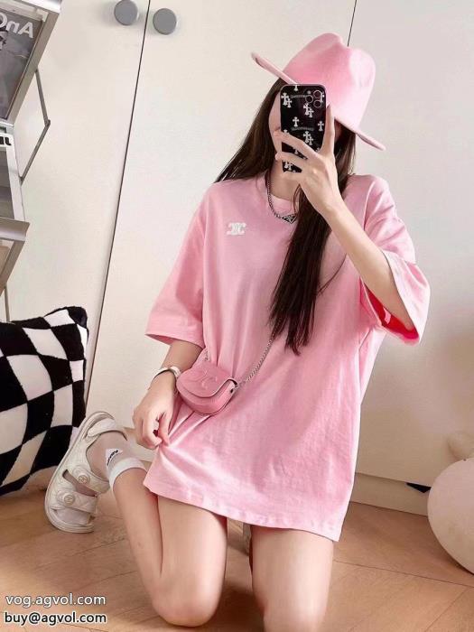 着心地良く昨年も人気のアイテム新品セリーヌコピー 品 販売半袖Tシャツ_0_0