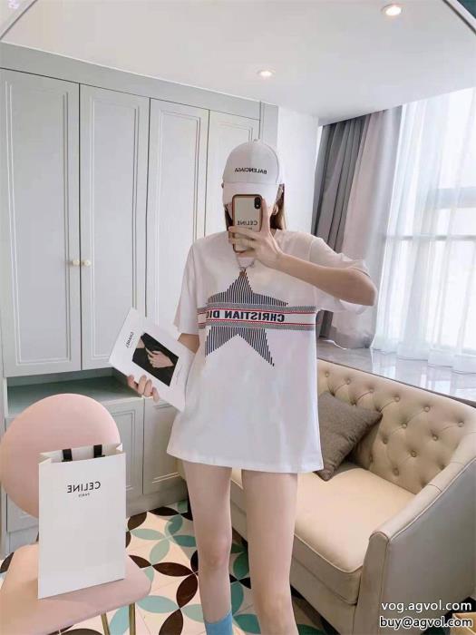 DIOR引き続き人気のアイテム注目!22-23AW半袖Tシャツブランド コピー 販売 _0_0