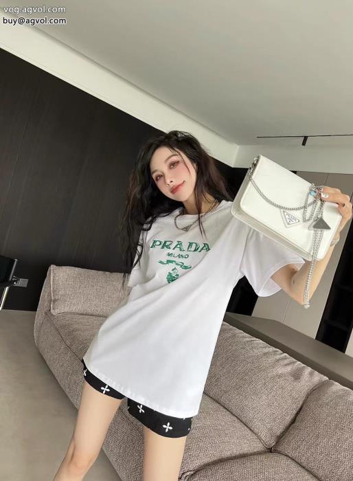 夏のフレッシュな気分にセールお早めにPRADA半袖Tシャツコピー 品 ブランド_0_1