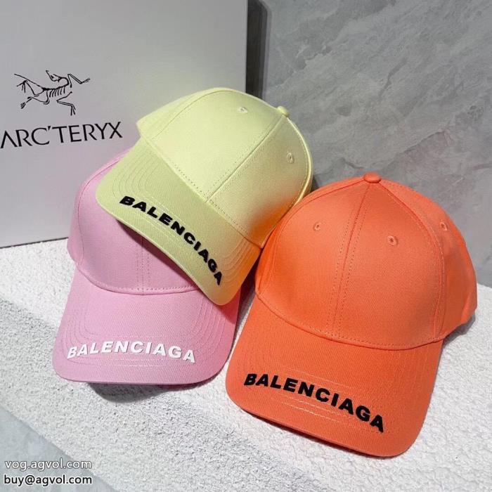季節感をプラス人気商品旬の気分を絶妙に偽 ブランドbalenciaga帽子_0_1