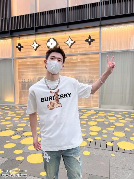 BURBERRYお気に入りのスタイル今すぐ買えちゃう！新着ブランド 偽物 激安半袖Tシャツ_0_2