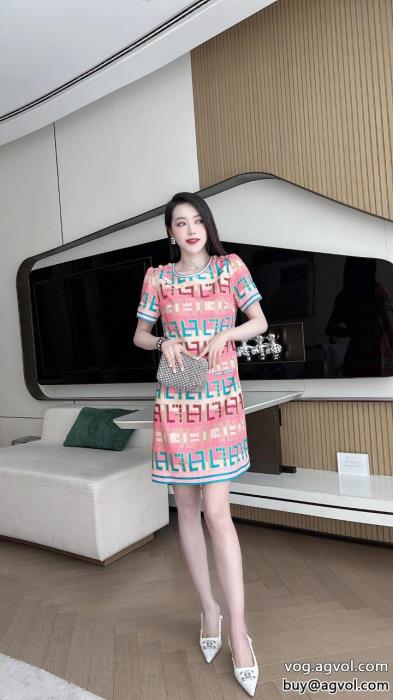 FENDI2023夏色っぽさより格上げして偽 ブランドワンピース_0_0