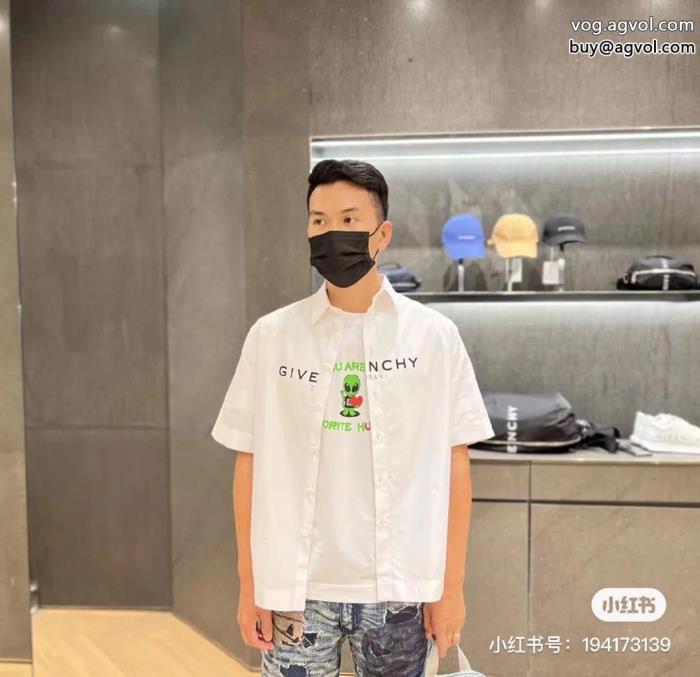 コピー ブランド 優良通勤にもOK爽やかすぎない大人の印象に半袖Tシャツジバンシー_0_1