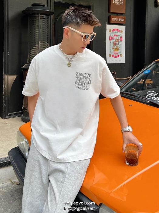 お洒落さんの愛用率が高い2023年夏 オススメ新作フェンディ半袖Tシャツブランド コピー 通販_0_3
