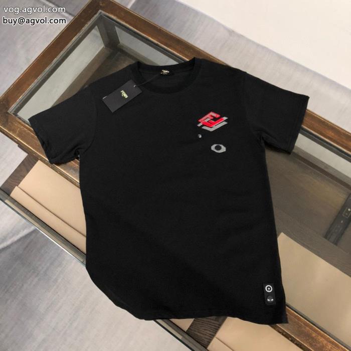 今年売れた人気のスタイル海外直送半袖TシャツFENDIブランド コピー 販売 _0_1