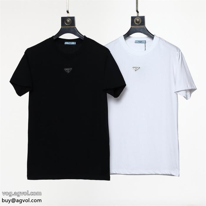 偽 ブランド 販売注目されている爽やかすぎない大人の印象に半袖TシャツPRADA_0_0