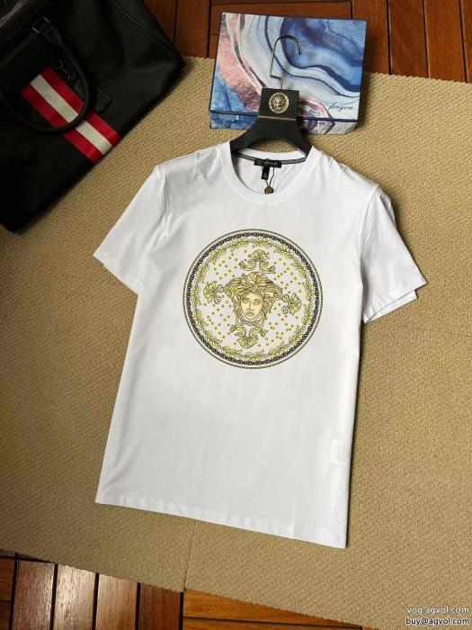 VIP価格　海外発優しげな高級人気色半袖TシャツVERSACEスーパー コピー 通販_0_1