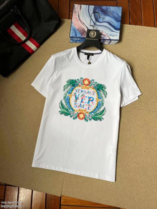 海外限定モデル 新作大人気商品半袖TシャツVERSACEブランド コピー_0_1