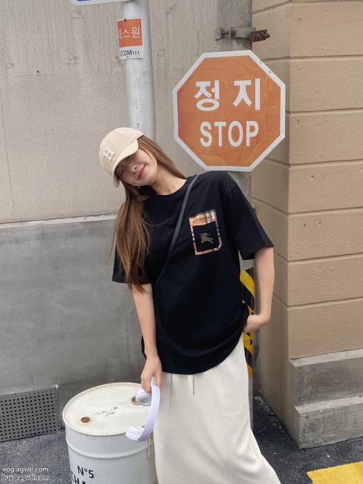 販路限定モデル今年もトレンドBURBERRYブランド コピー 通販半袖Tシャツ_0_0