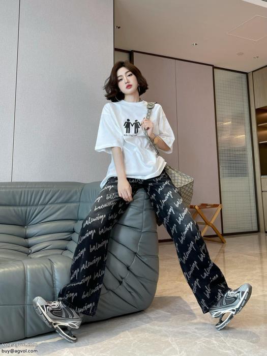 ブランド レプリカセール価格清潔感のある肌見せbalenciaga半袖Tシャツ_0_1