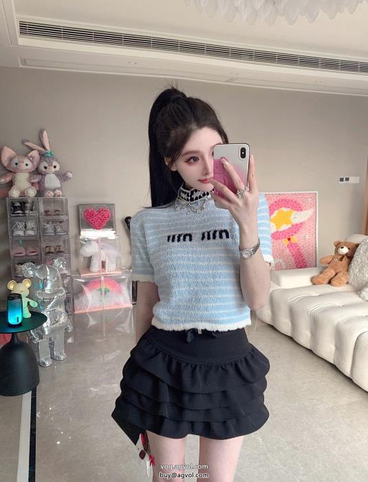 ブランド コピー 専門最安値今年の夏は着こなし半袖TシャツMIUMIU_0_1