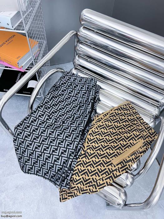 ブランド 偽物 激安スラックス2023年春の新作コレクションクール印象FENDI_0_2