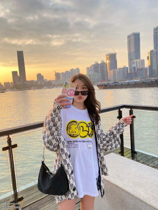 最新とても可愛い最高級ランクEVISU半袖Tシャツ偽物 ブランド 販売_0_2