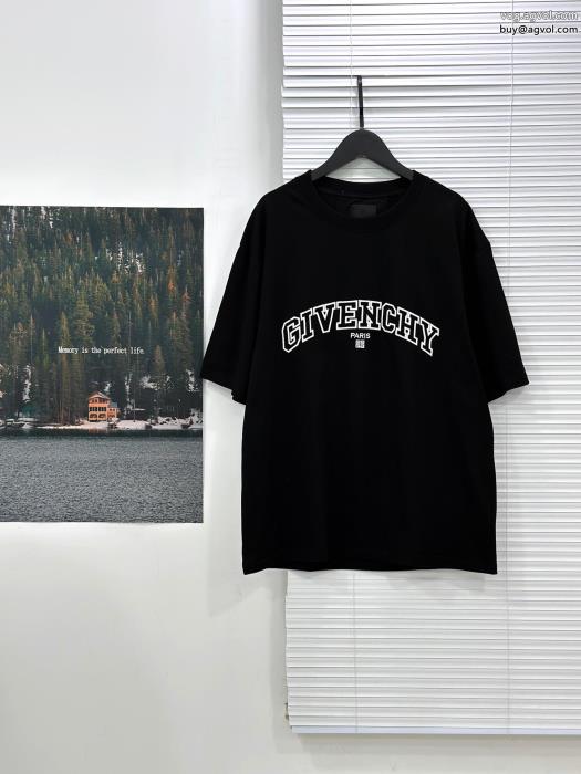完売前にカジュアルな雰囲気がありGIVENCHY半袖Tシャツブランド 通販_0_3