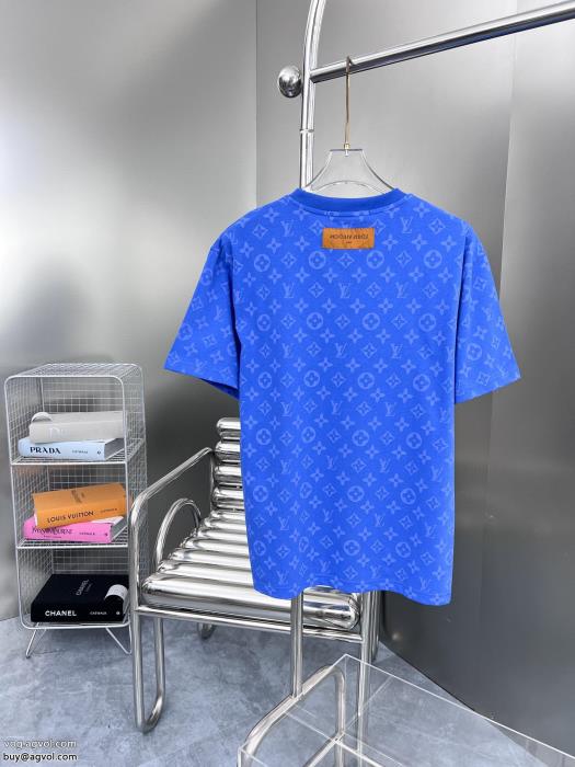 LOUIS VUITTONスーパー コピー 安心 誰でもオシャレになれる！可愛い新モデル半袖Tシャツ_0_2