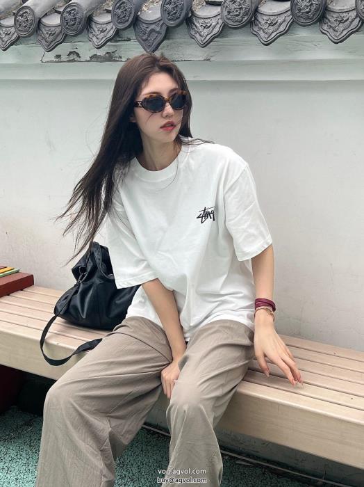 洗練されたスタイル明るいイメージを持たSTUSSY半袖Tシャツ偽 ブランド _0_1