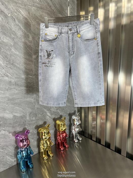偽 ブランドLOUIS VUITTON2023年2023シーズンに登場きれいめ上品にジーンズ_0_2