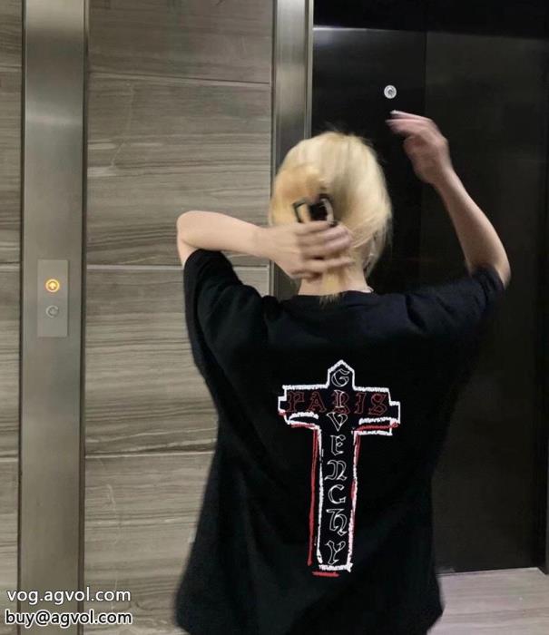 最新人気　話題沸騰中ゆったりシルエット半袖Tシャツスーパー コピー 品GIVENCHY_0_3