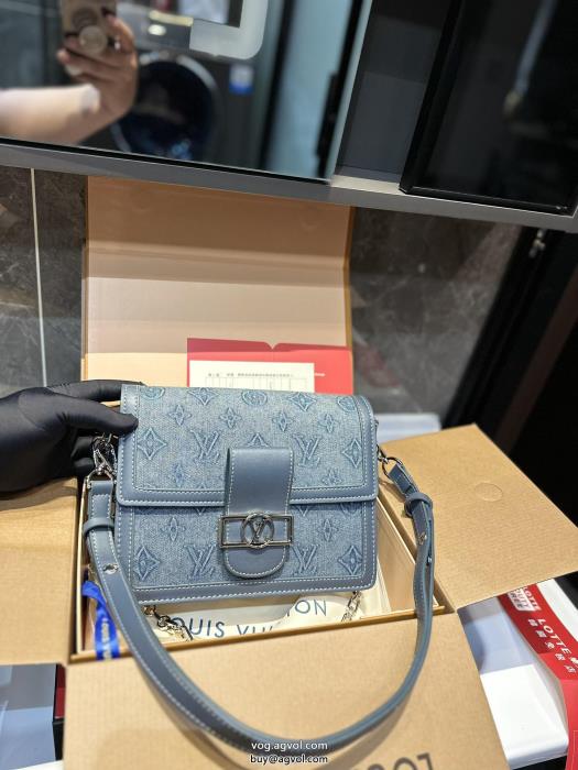 バッグ累積売上額第1位獲得大人で素敵LOUIS VUITTON偽 ブランド 販売_0_0