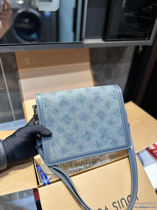 バッグ累積売上額第1位獲得大人で素敵LOUIS VUITTON偽 ブランド 販売_0_4
