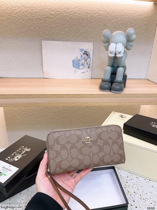 COACH売切れ必須リラックススタイルが実現ブランド コピー 通販財布_0_2