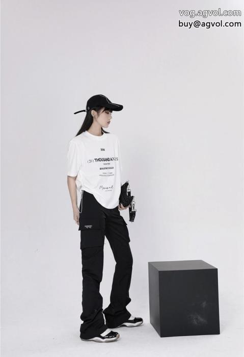 コピー 商品 通販バレンシアガ見つけてほしい一品魅力的な今年らしい半袖Tシャツ_0_0