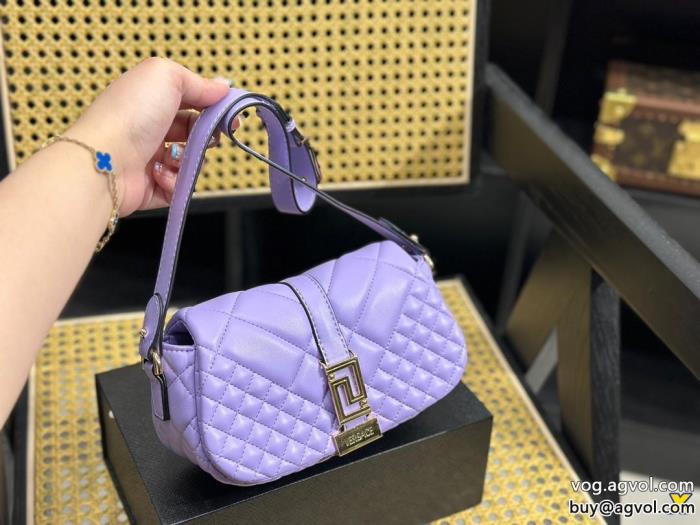 速達可　新作速乾超軽量お洒落さんの愛用率が高いバッグブランド 偽物 激安VERSACE_0_1