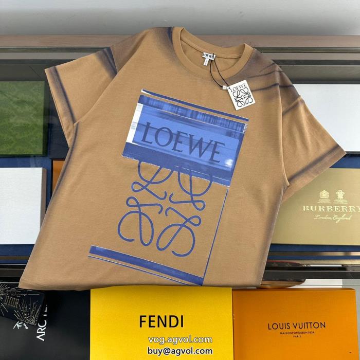 夏らしく爽やかな印象今年売れた人気のスタイルコピー 品 ブランド半袖TシャツLOEWE_0_1
