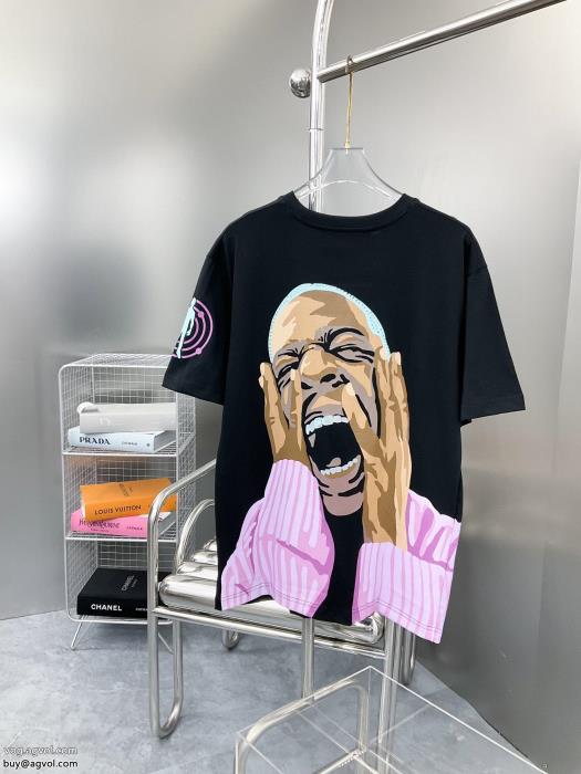 今季流行りの人気新作こなれ感を引き立たせブランド コピー 専門ジバンシー半袖Tシャツ_0_1