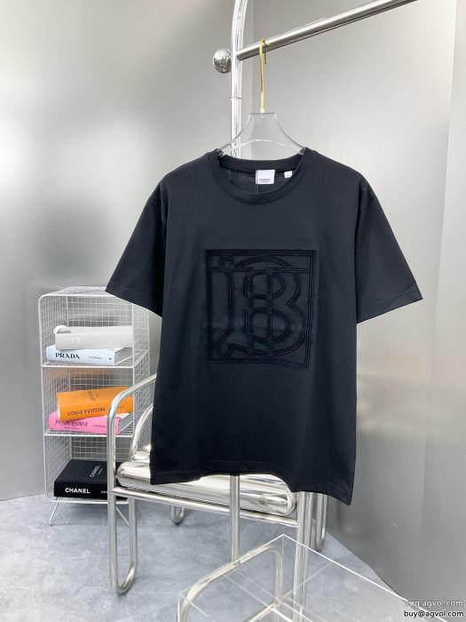派手すぎず大人かっこいい半袖TシャツBURBERRYブランド コピー 激安_0_0
