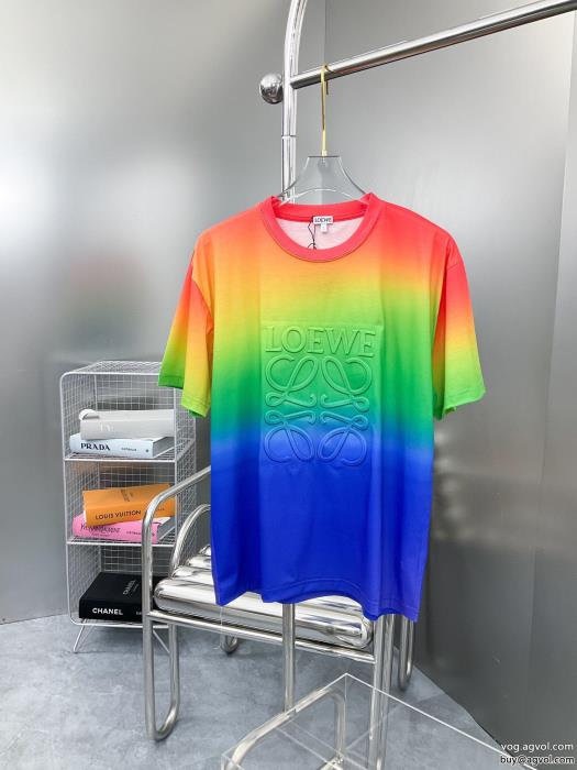 偽物 ブランド 激安シンプルなデザイン23新作限定版プリントロエベ半袖Tシャツ_0_0