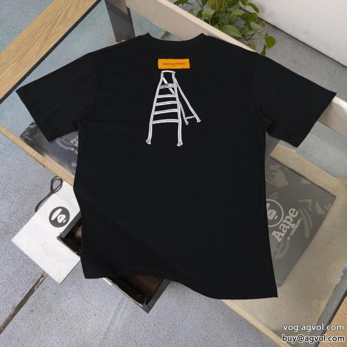 絶大な人気を誇る大人レディなシルエットルイ ヴィトンスーパー コピー 通販半袖Tシャツ_0_3