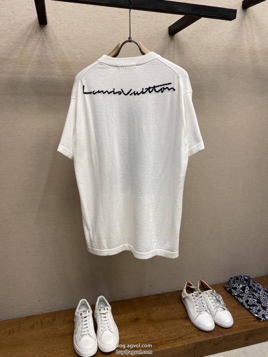 半袖TシャツLOUIS VUITTON先行入手ちょっと大人の印象ブランド コピー 品_0_1