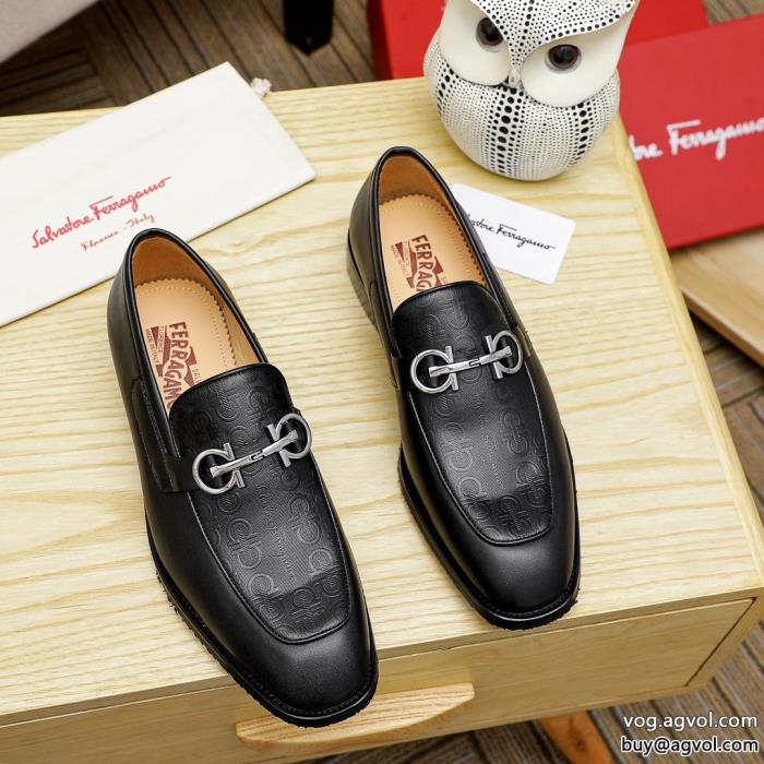 存在感のある在庫あり即発FERRAGAMOスーパー コピー ブランド革靴_0_0