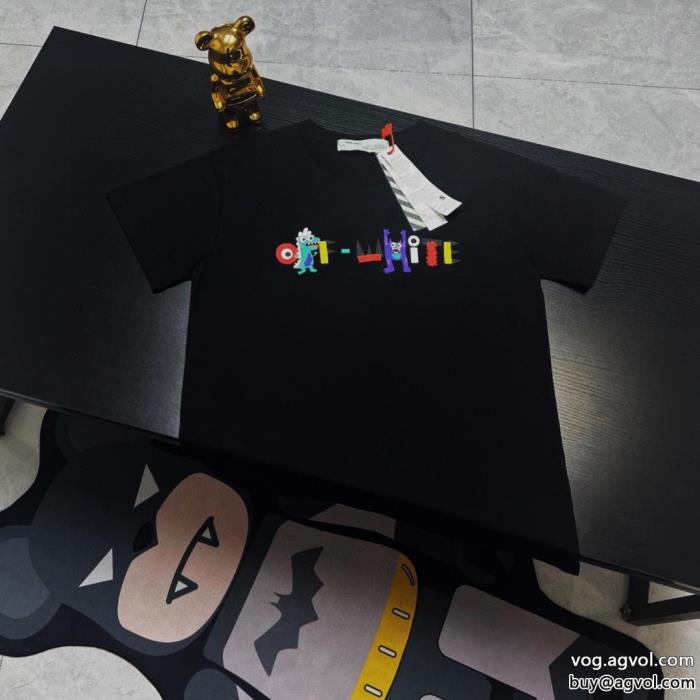 オフホワイト高級感漂う23限定　ギフトにも半袖Tシャツコピー ブランド 販売_0_4