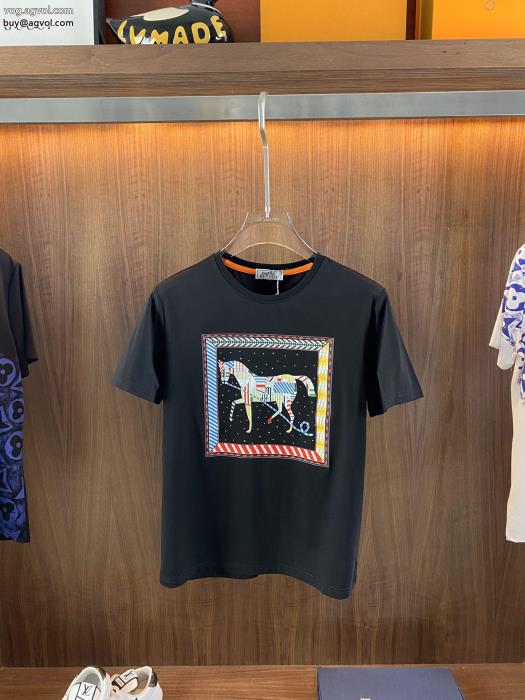 エルメス半袖Tシャツブランド コピー 販売 2023年春限定 永遠の定番今季大人気のデザイン_0_1